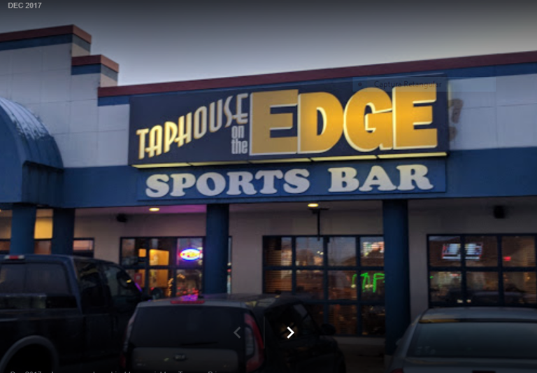 The 100 Best Sports Bars in the United States Review by